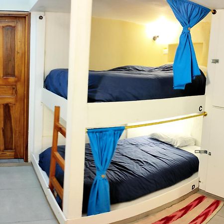 Minka Hostel Quito Zewnętrze zdjęcie