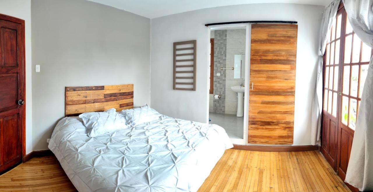 Minka Hostel Quito Zewnętrze zdjęcie