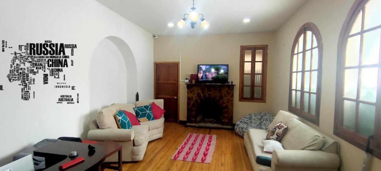 Minka Hostel Quito Zewnętrze zdjęcie