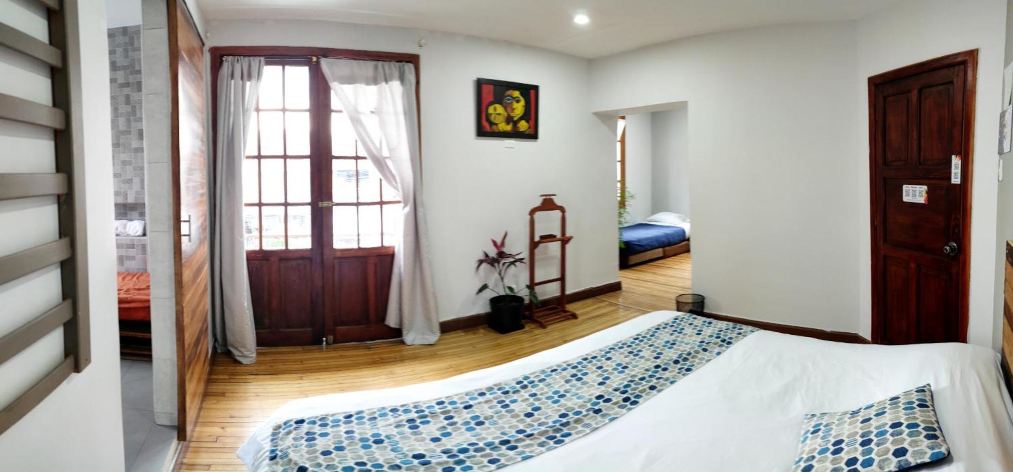 Minka Hostel Quito Zewnętrze zdjęcie